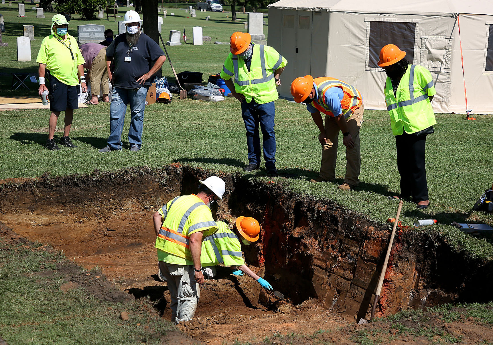 Mass graves search